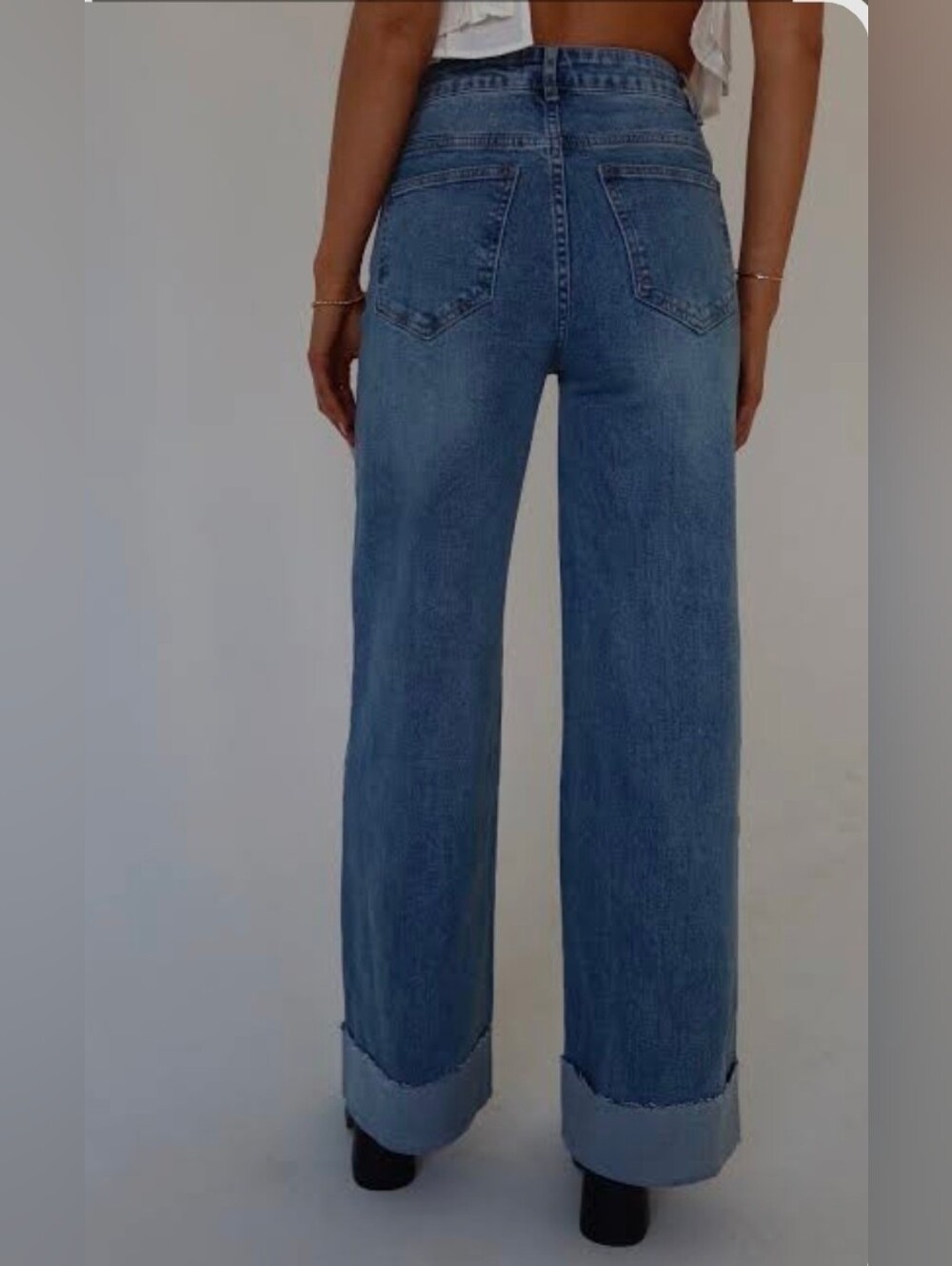 Anniewear Light Wash High Rise Wide Leg Jeans Medium